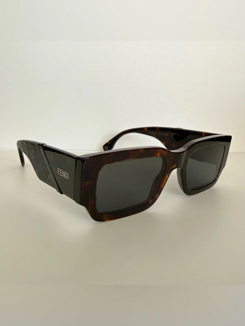 NEW!!! Fendi men brown Havana sunglasses FE40131I 52A Authentic